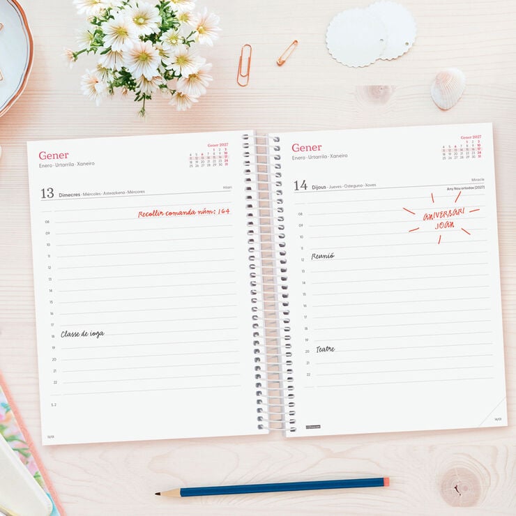Agenda Finocam Design Collection D&iacute;a P&aacute;gina 2027 Catal&aacute;n Flora