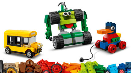 LEGO® Classic Ladrillos Y Ruedas 11014