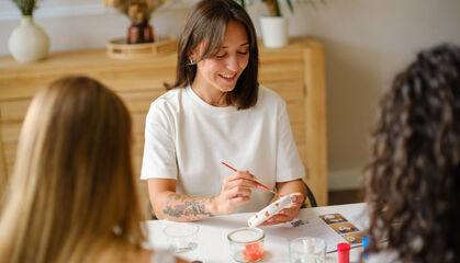 Taller de cer&agrave;mica: dona forma al teu mirall - 08/11/26 - 10:15