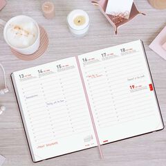 Agenda Finocam 18 meses Mara Y10 sem/vista vertical mult 2025-26 pretty