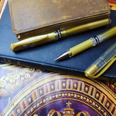 Roller ball Signo Uni UM-153 1mm oro