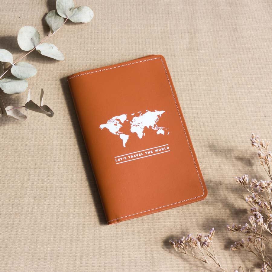 Porta passaport Miss Wood Vacavaliente marr&oacute;