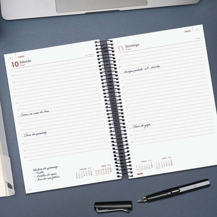 Agenda Finocam Opaque E11 día/pág cas 2026 negro