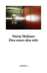 Deu cases deu nits Deu cases deu nits