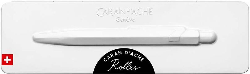 Roller Caran d'Ache negro