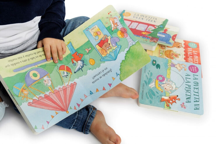 L'ovelleta va al parc (L'ovelleta que va venir a sopar. Llibre de cartró)