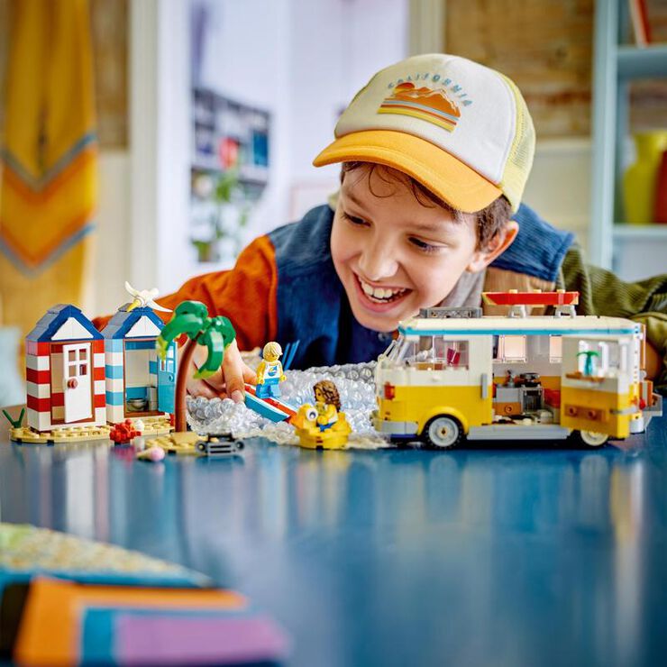 LEGO® Creator Furgoneta Playera 31138