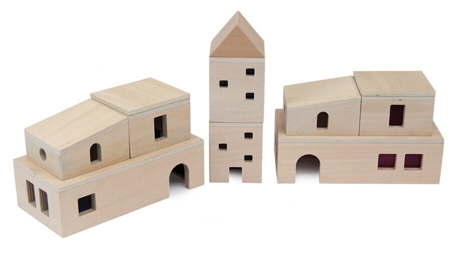 Translucent Village Construcci&oacute;n de Madera