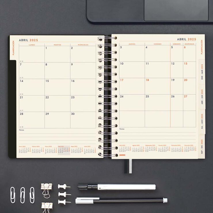 Agenda Finocam Tempus 1/4 día/pág cas 2025 negro