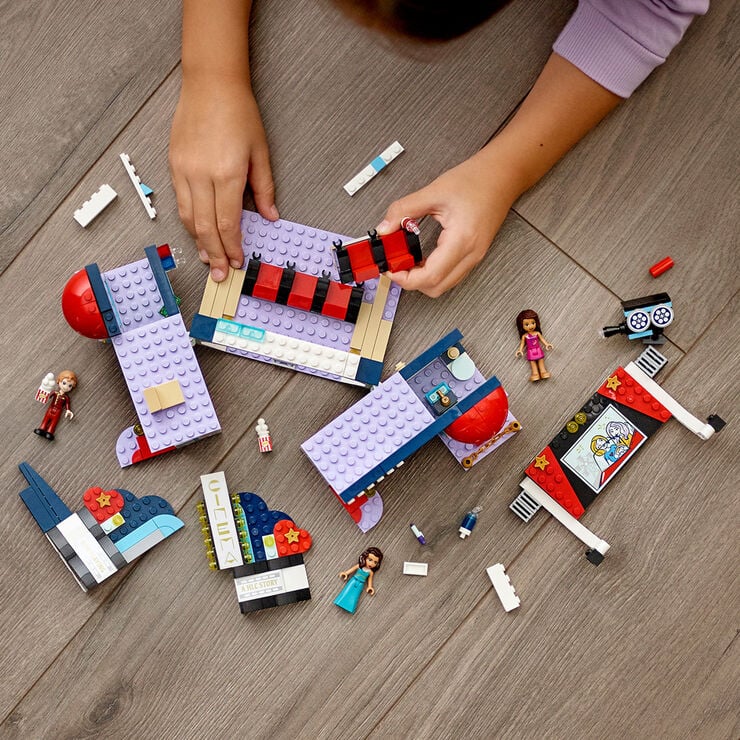 LEGO® Friends Cine de Heartlake City 41448