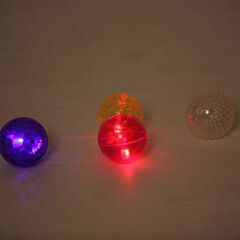 Pelotas de luz con texturas