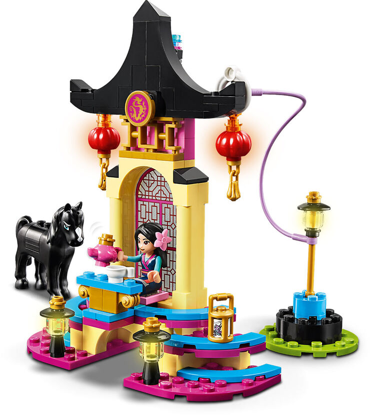 LEGO® Disney Princess Camp d'Entrenament de Mulán 43182