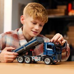 LEGO® Technic Volquete Basculante 42203