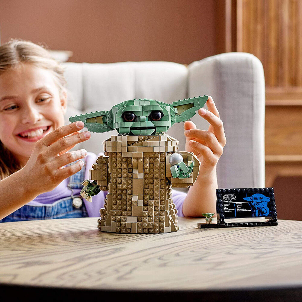 Baby yoda lego el hot sale corte ingles