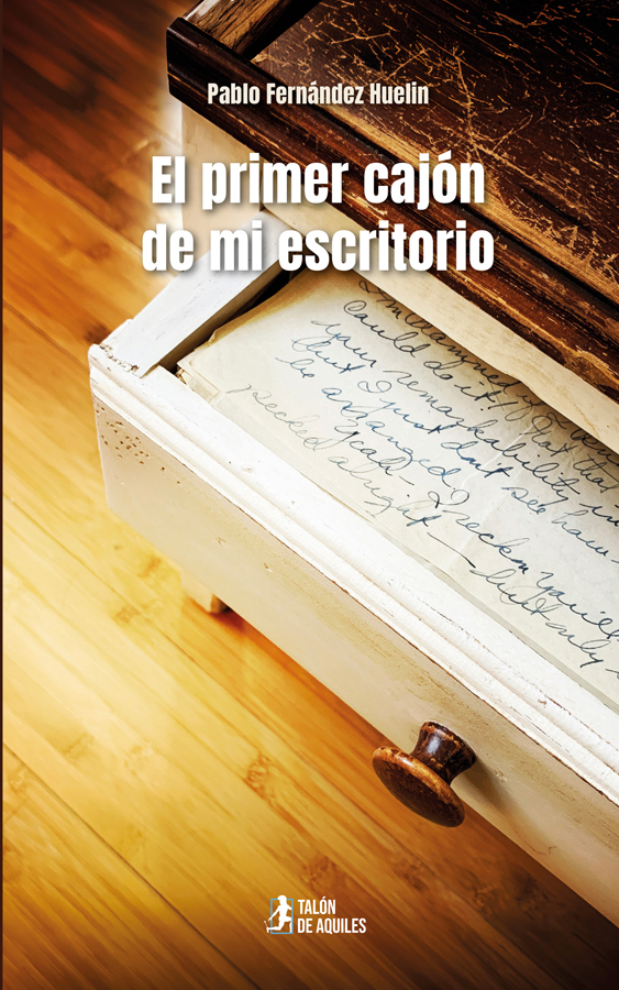 El primer cajón de mi escritorio